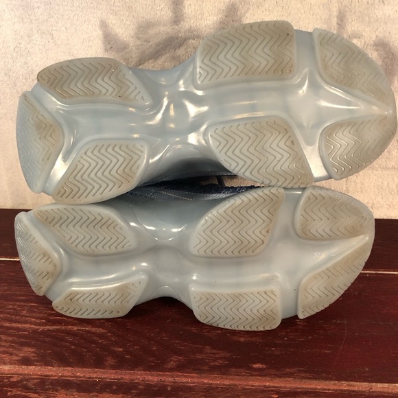 Steve Madden Women's Maxima Rhinestone-Trim Trainer Sneakers Blue Size 6 - Picture 10 of 11